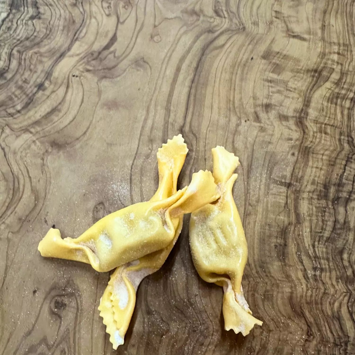 frische italienische caramelle tomate-mozzarella