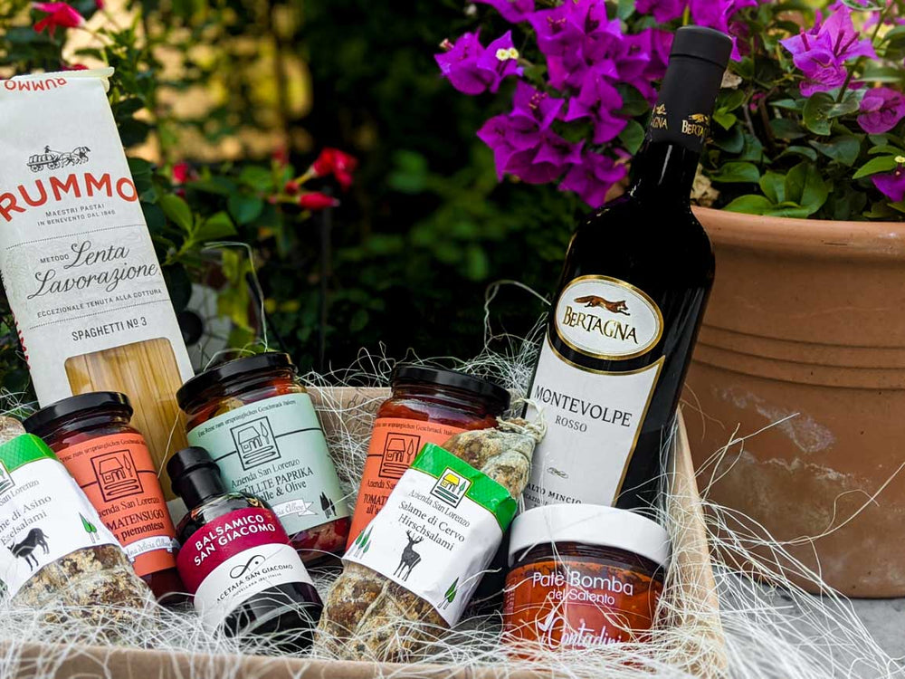 Italienisches Geschenkset mit Feinkost und Wein